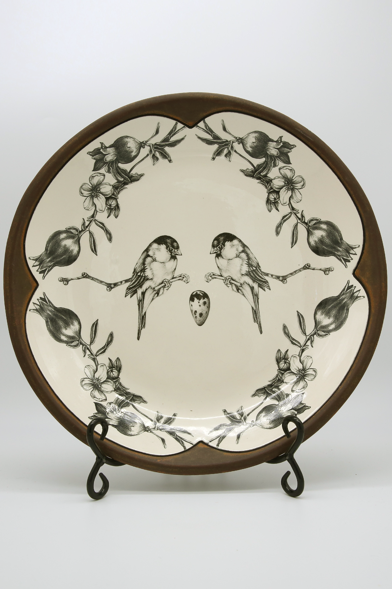 ZINDEL Small Round Platter Chickadee - Brown