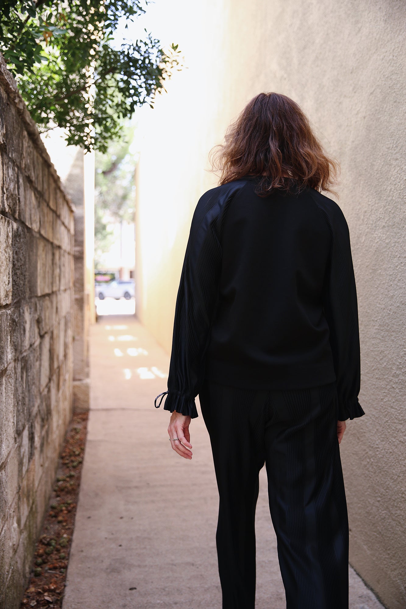 Fit For Leo Sweatshrt With Pleated Sleeves Black