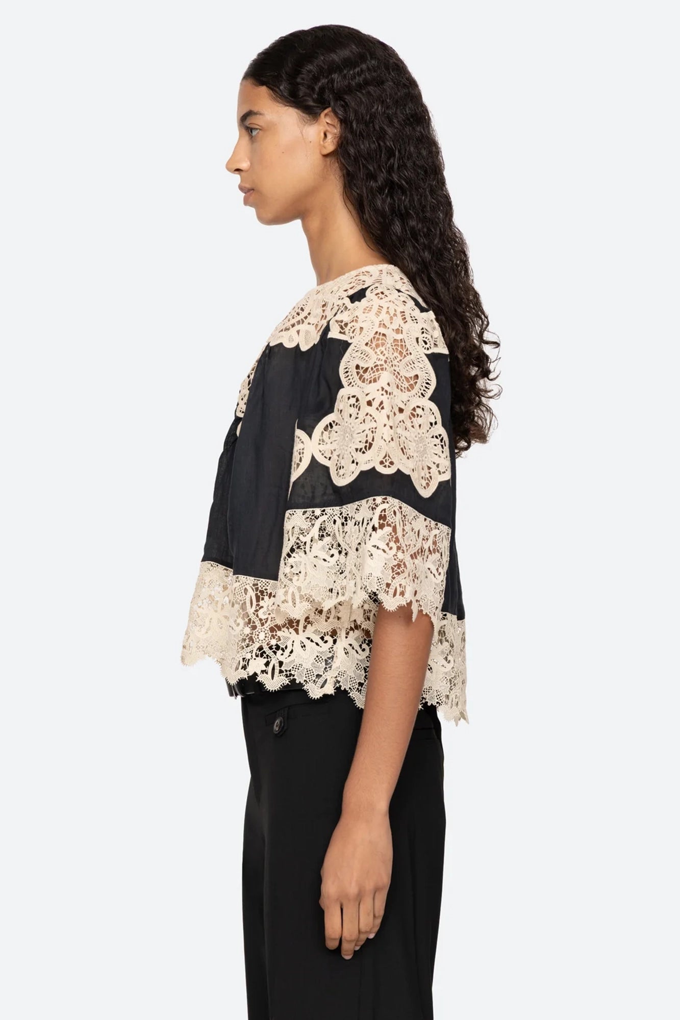 Medina Lace 3/4 Top