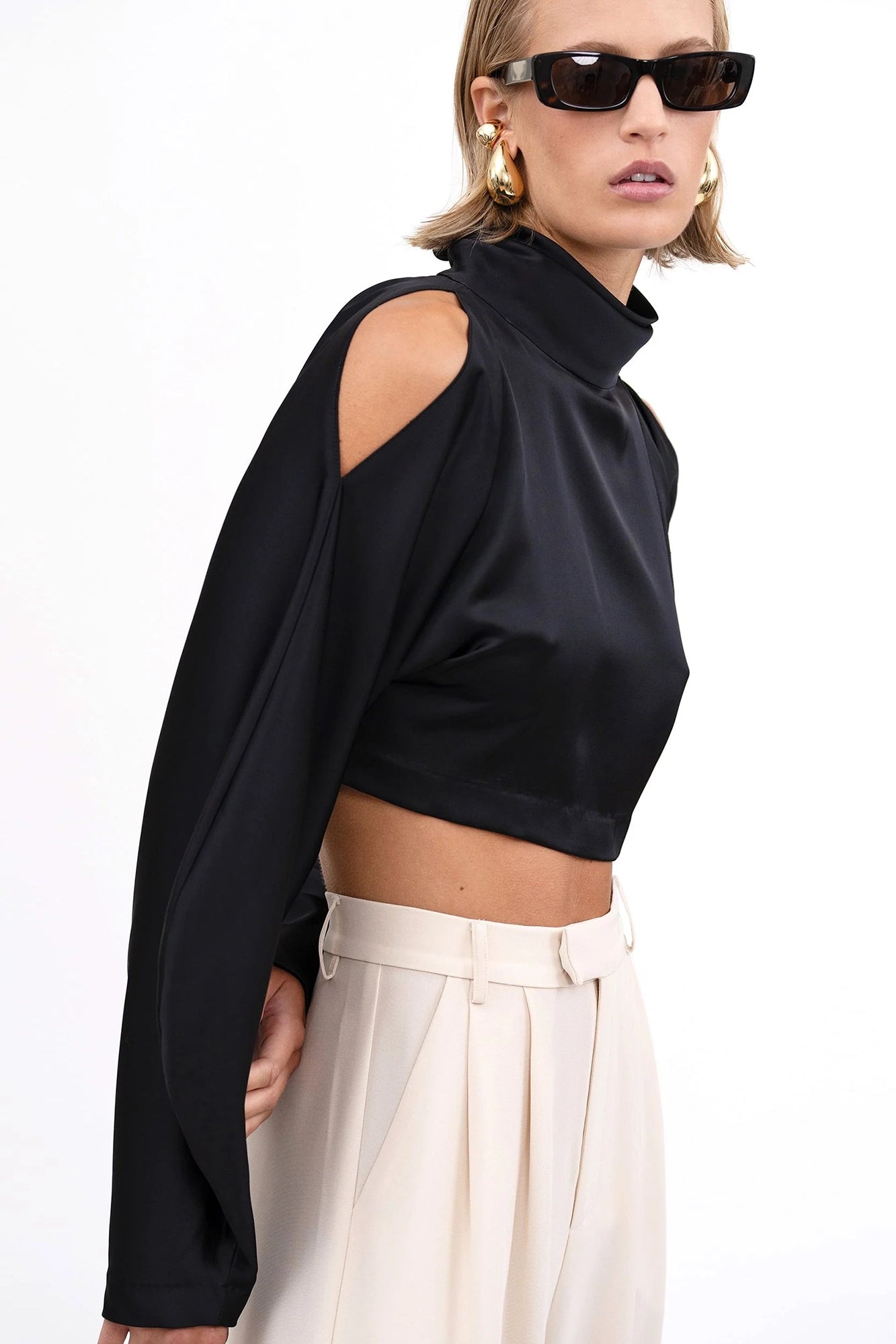 Melanie Crop