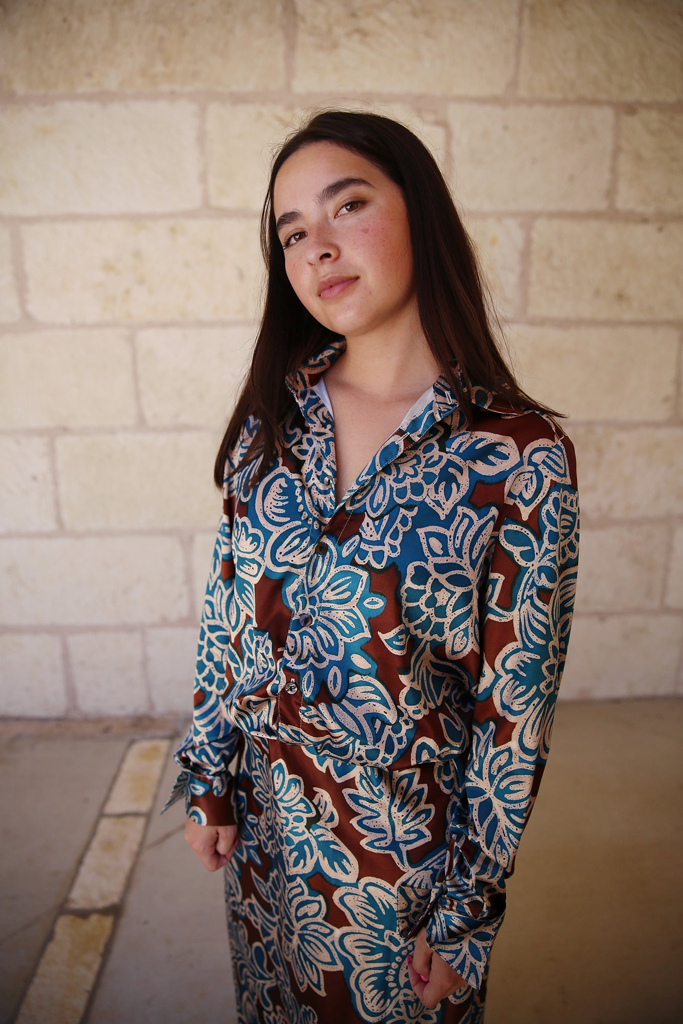 Moxie Shirt Watercolor Satin Palm Print Brown/Ivory