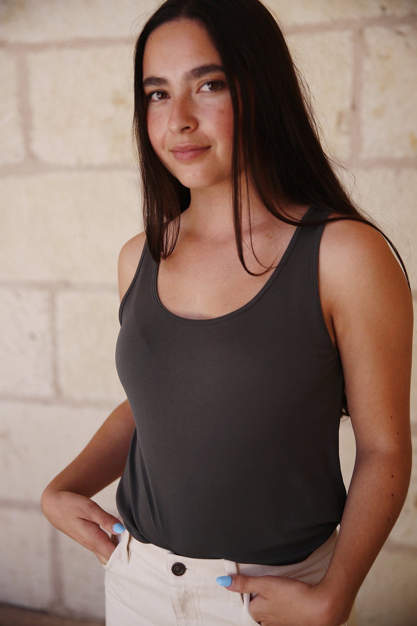 Scoop Neck Slim Tank-GRVE