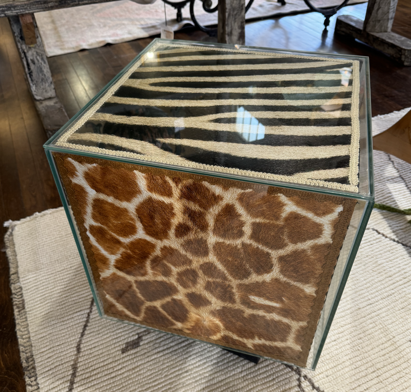 MEM African Animal Print Cube