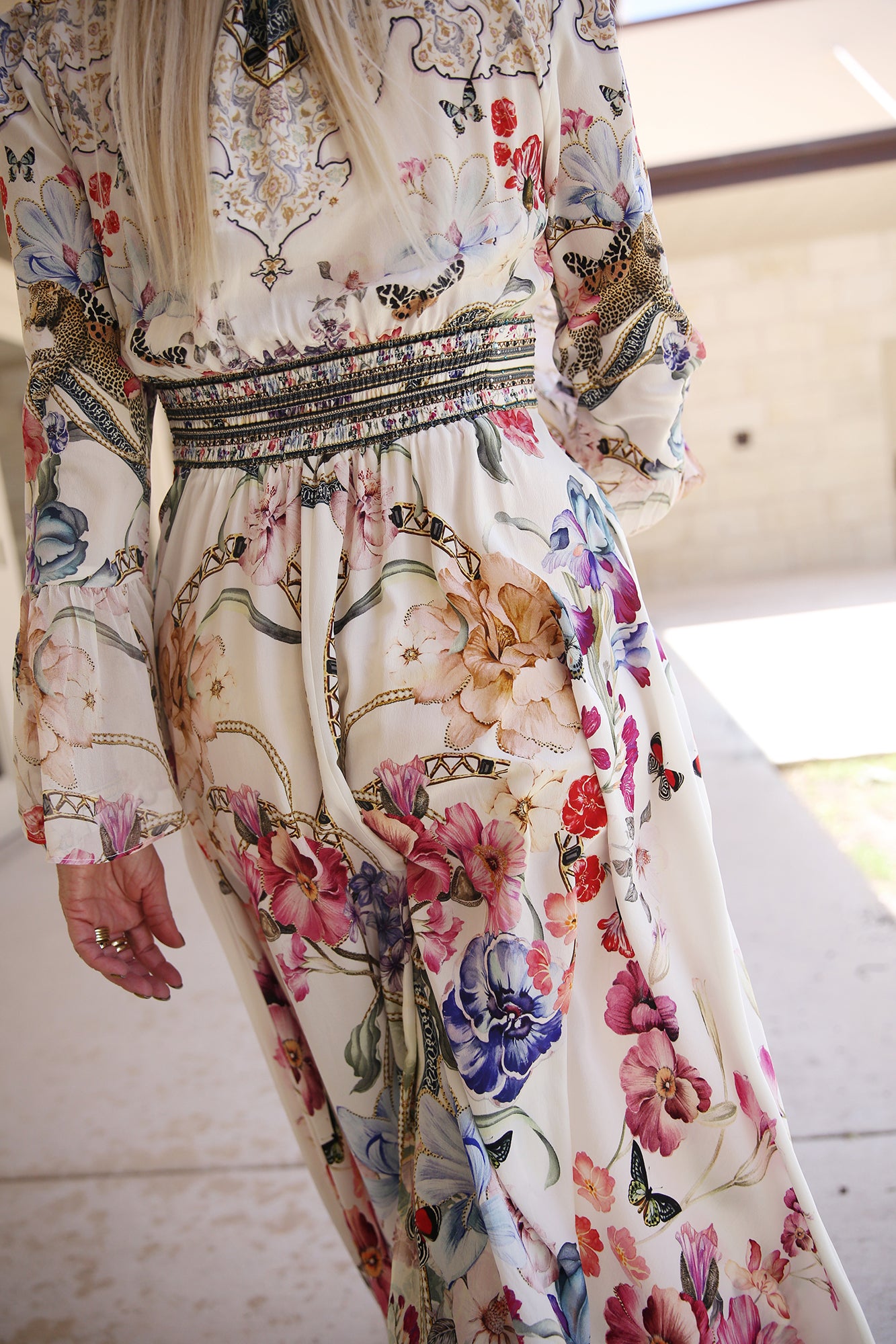 Shaped Waistband Dress With Ruffle Sleeve Monserrate Magic