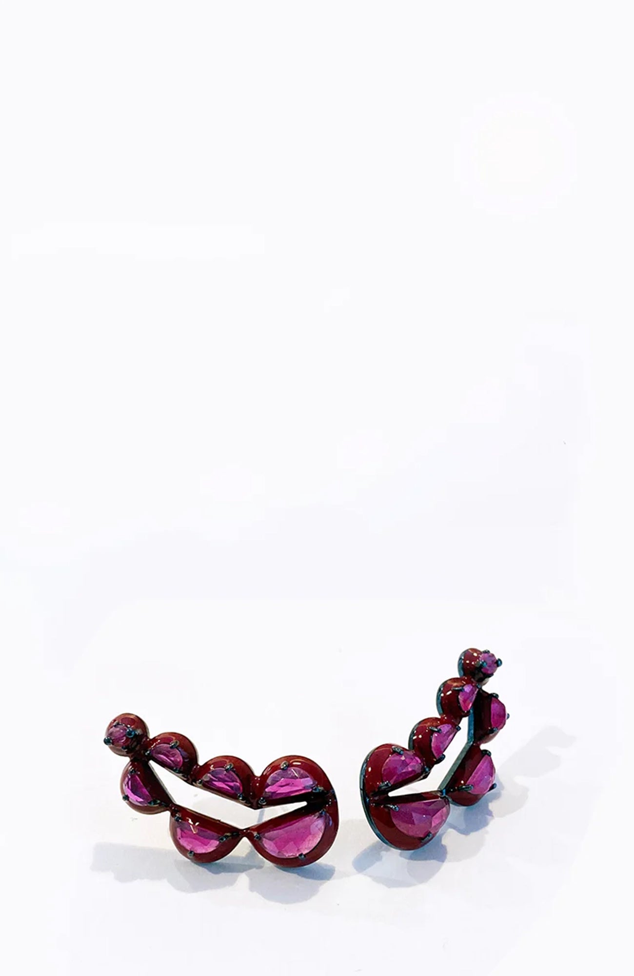 Split Pea Red Enameled Climbers Ruby
