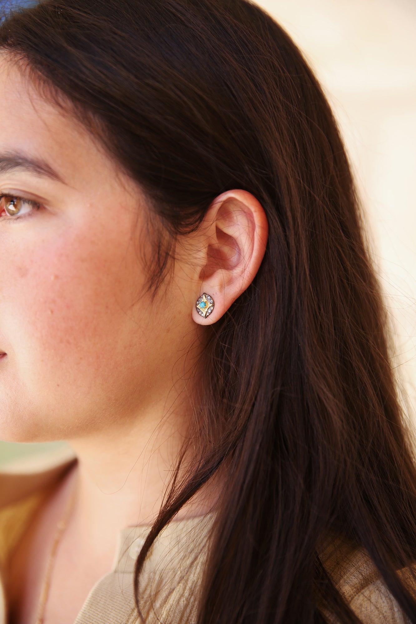Turquoise Crivelli With Base Silver Stud Earring