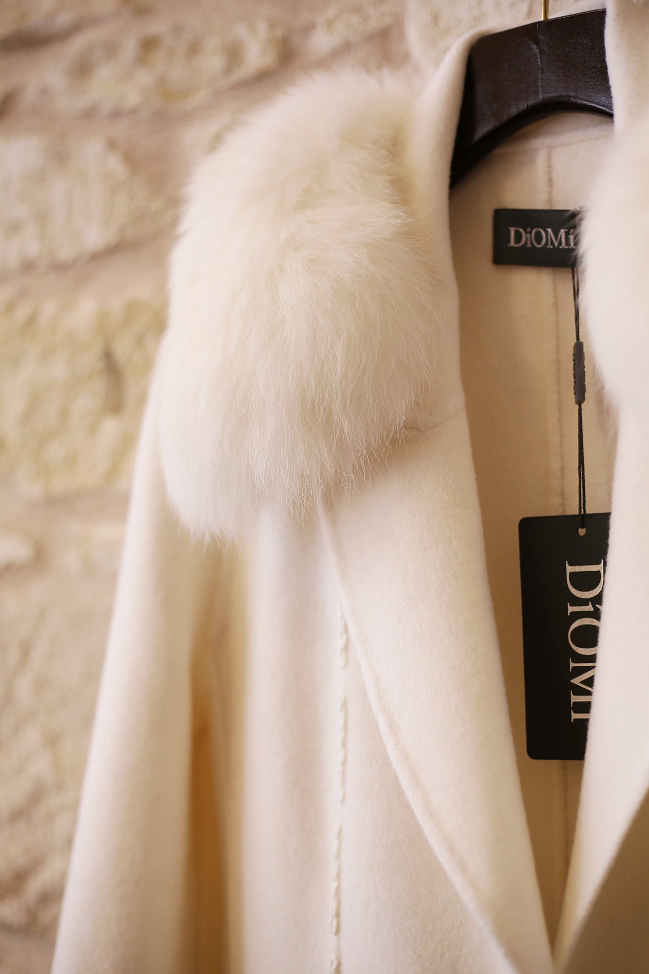 Embroidered Tailored Blazer With Detachable Fox Collar