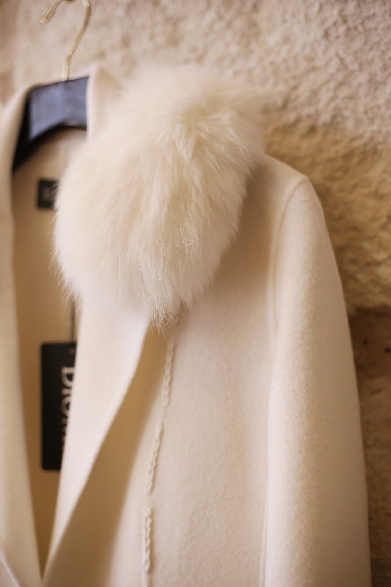 Embroidered Tailored Blazer With Detachable Fox Collar