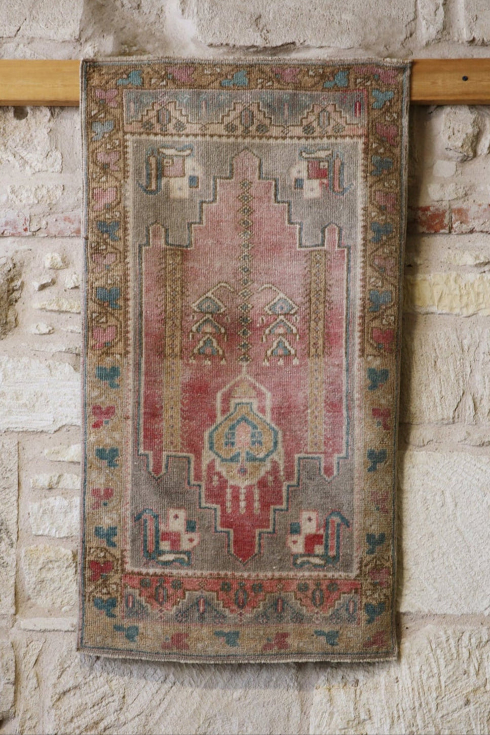 Turkish Anatolian Lavender/Pink Crown Mat - 3'11" x 2'2"
