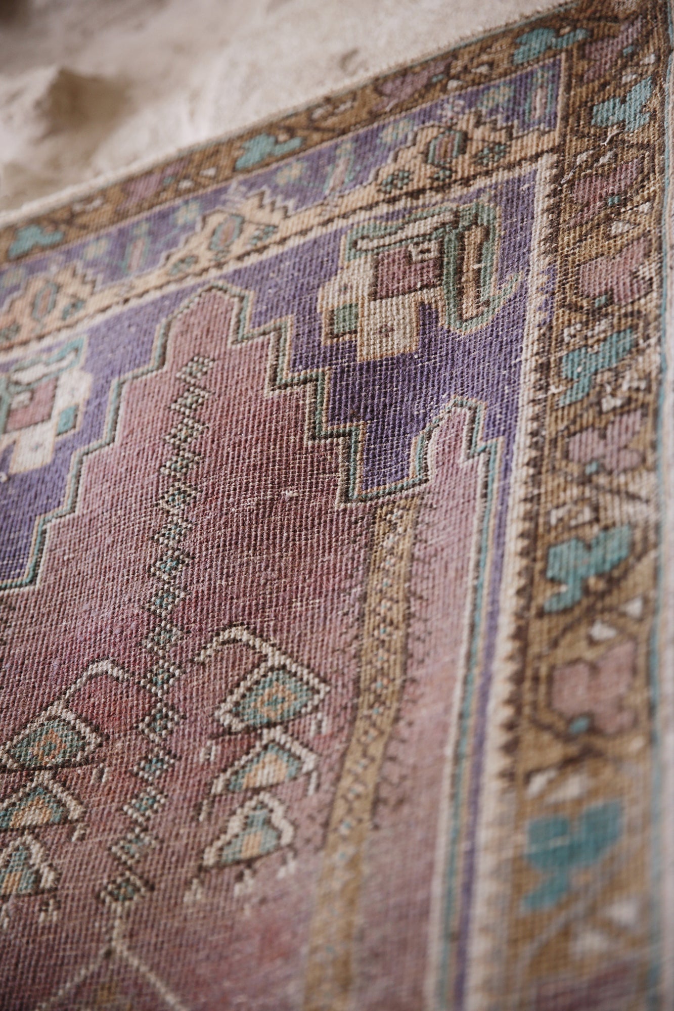 Turkish Anatolian Lavender/Pink Crown Mat - 3'11" x 2'2"