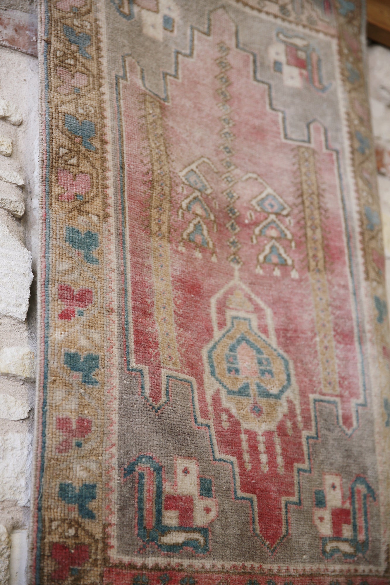 Turkish Anatolian Lavender/Pink Crown Mat - 3'11" x 2'2"