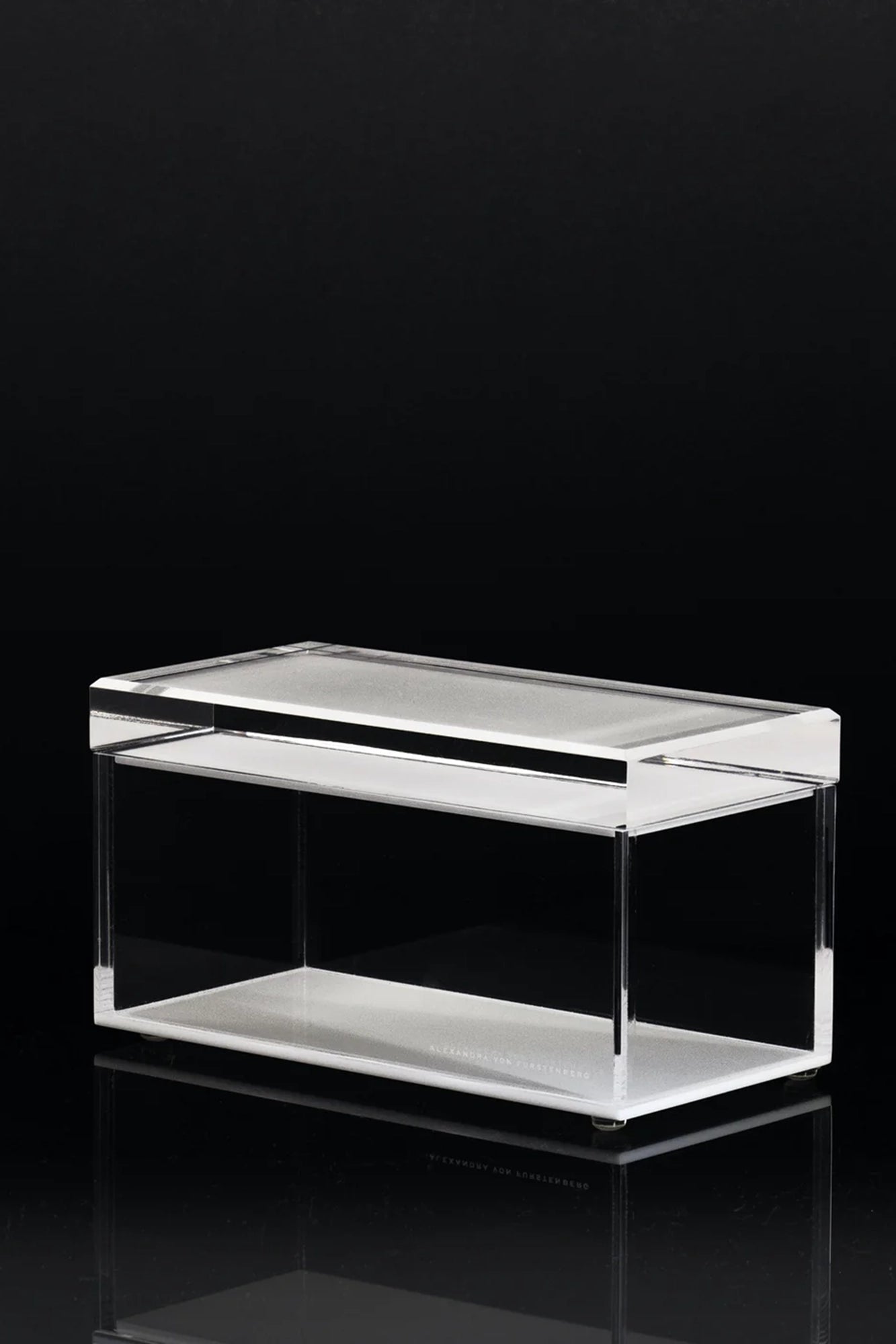 AVF Voltage Treasure Box Medium, White