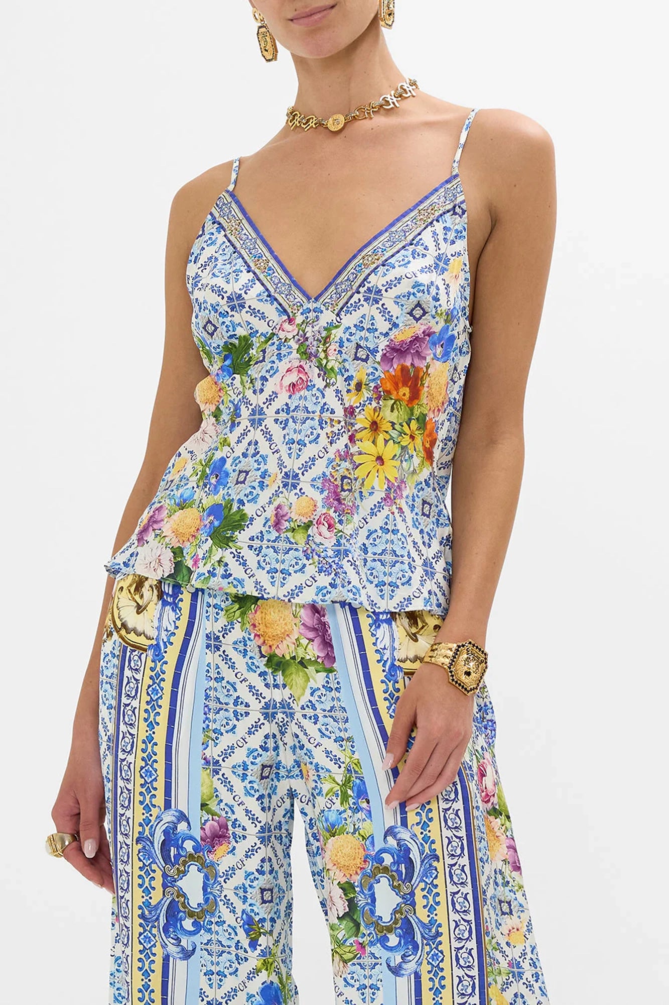 V Neck Cami Wall To Wal Wonders